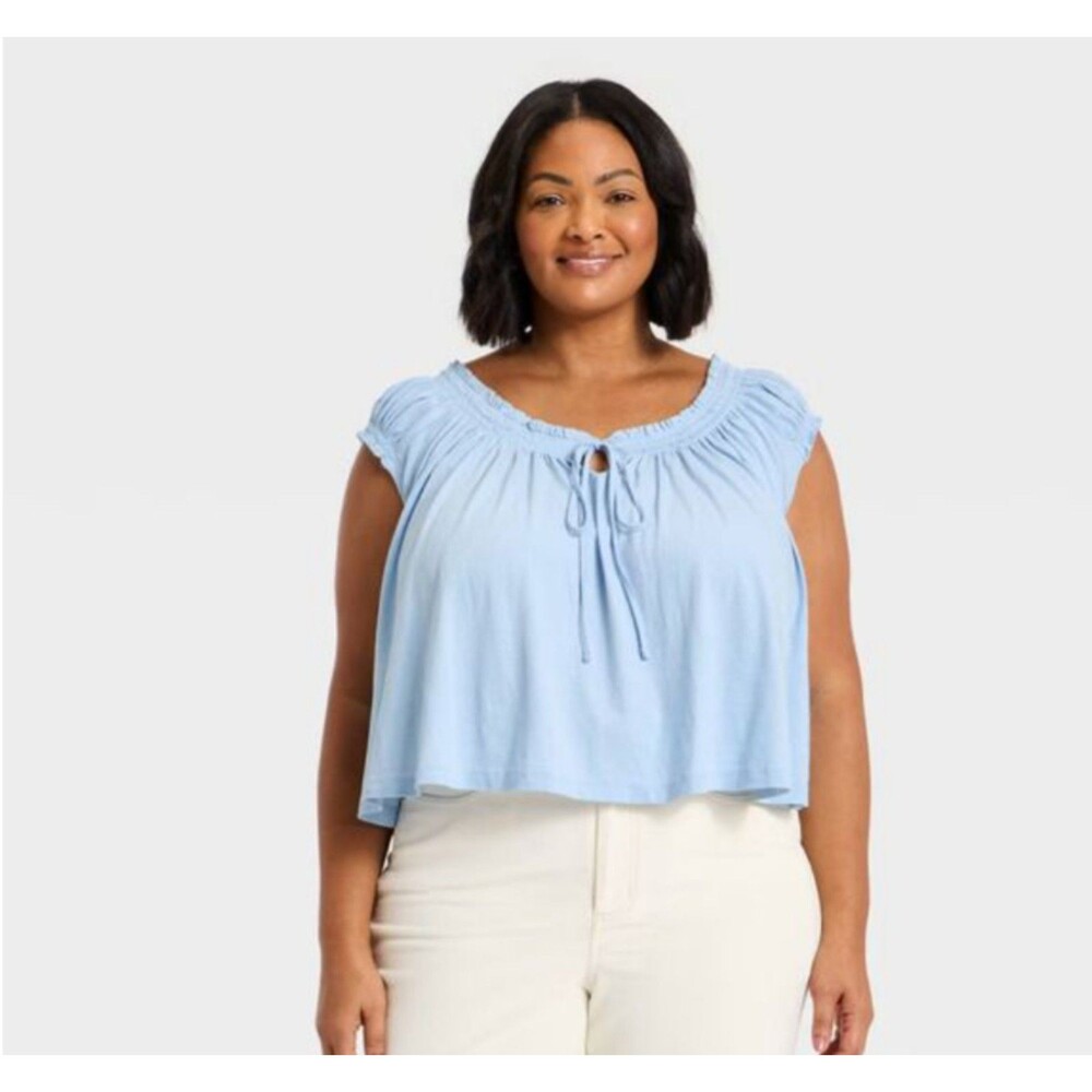 Women's Universal Thread Smocked Knit Scoop Neck Blouse Light Blue Medium